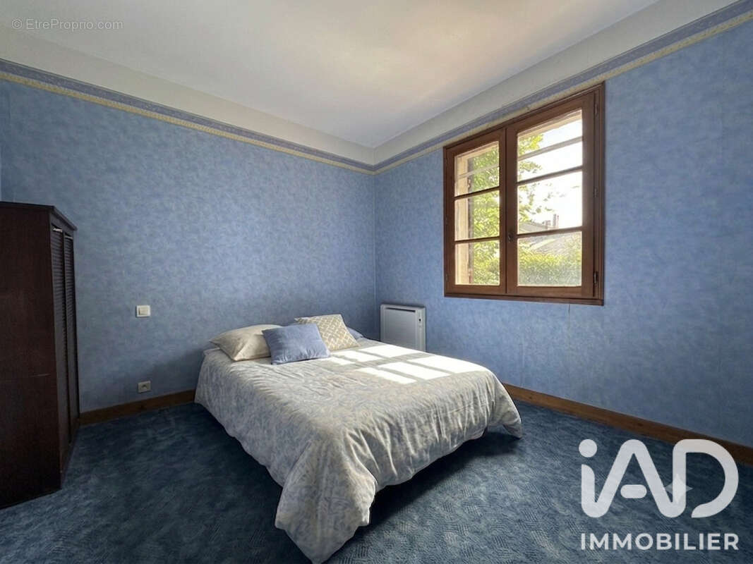 Maison 144 m² à Montpouillan  - photo 9