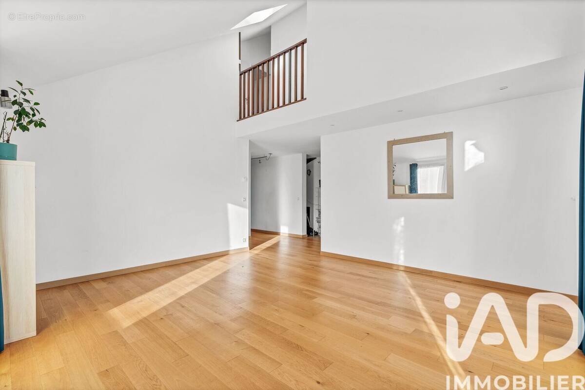 Photo 1 - Maison à SAINT-THIBAULT-DES-VIGNES