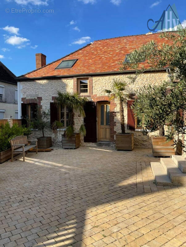 Maison à ESTERNAY