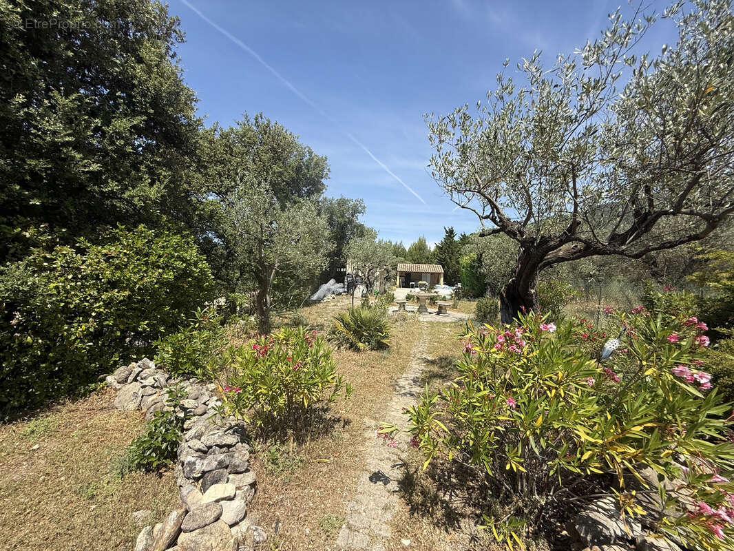 Nyons - elegante villa provencale avec piscine et vue - photo 10