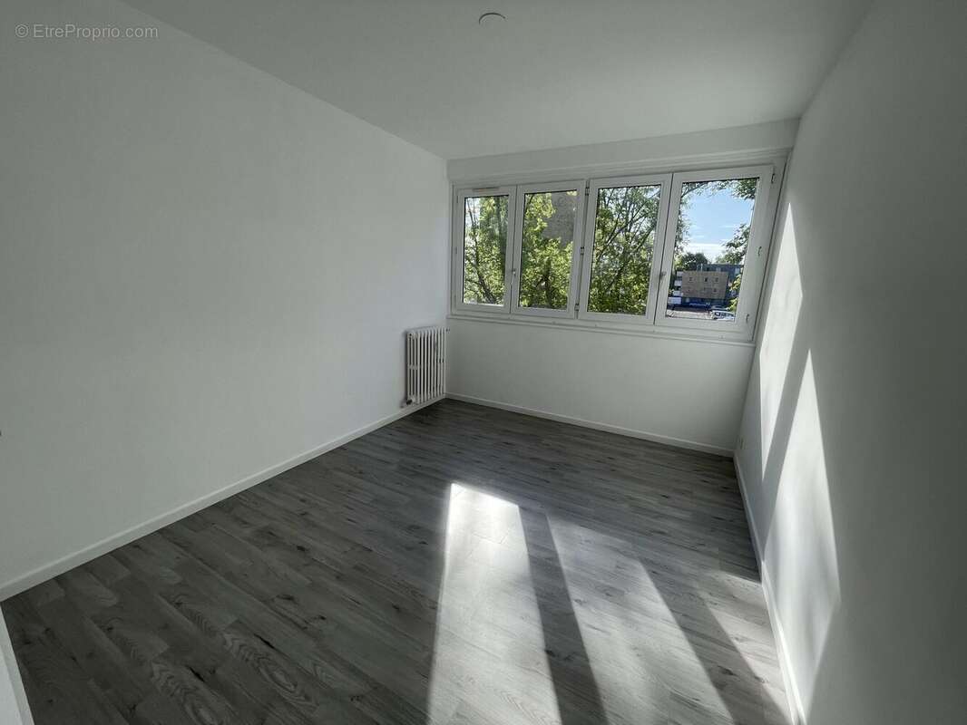 Appartement 87 m² à Lys-Lez-Lannoy  - photo 4