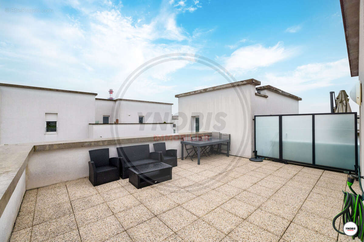 Appartement à STAINS