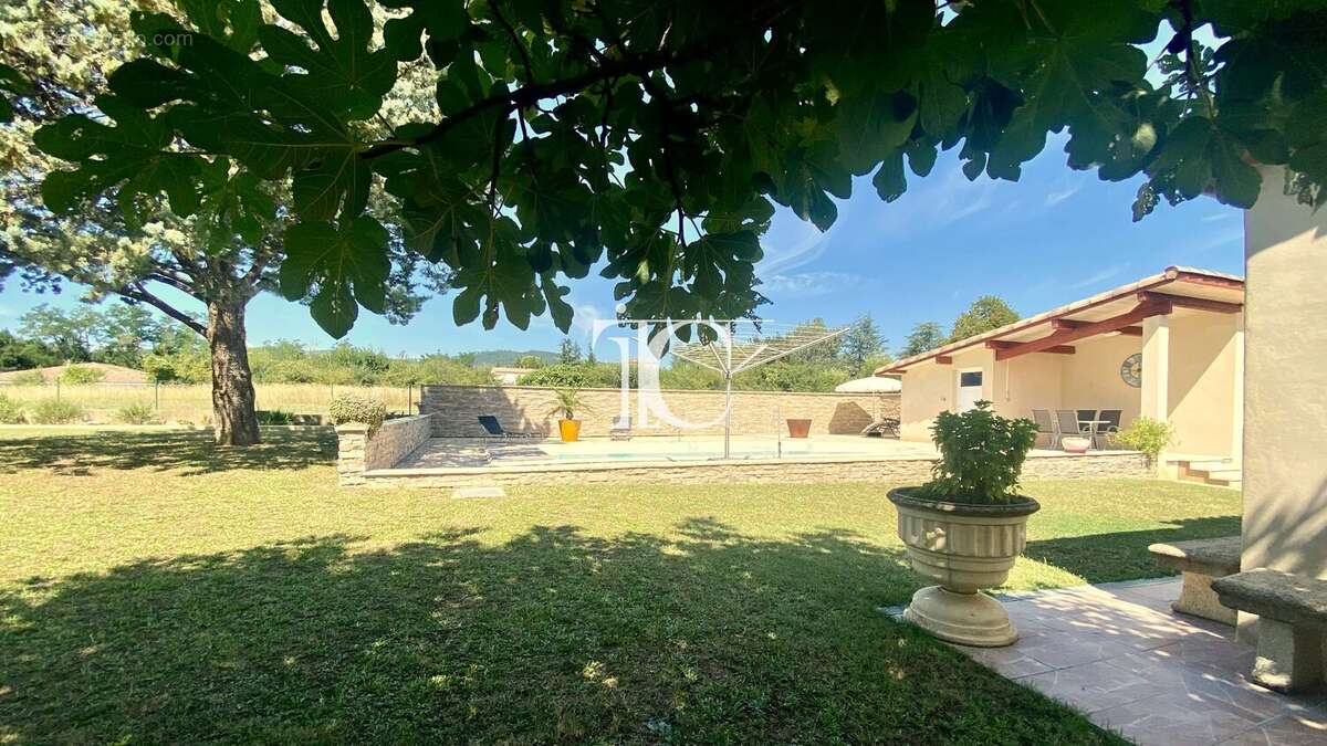 Saint ambroix, maison avec jardin arbore 2584m2, dependances, garage, piscine - photo 5