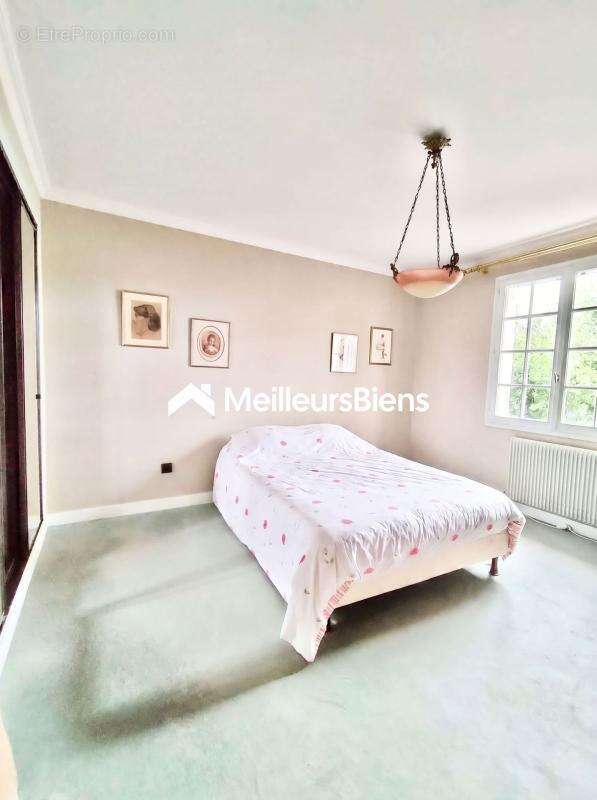 Maison individuelle 141 m² sur sous-sol, terrain de 1013 m² - photo 13
