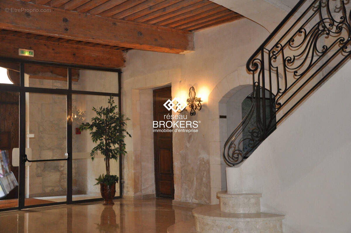 Commerce à TARASCON