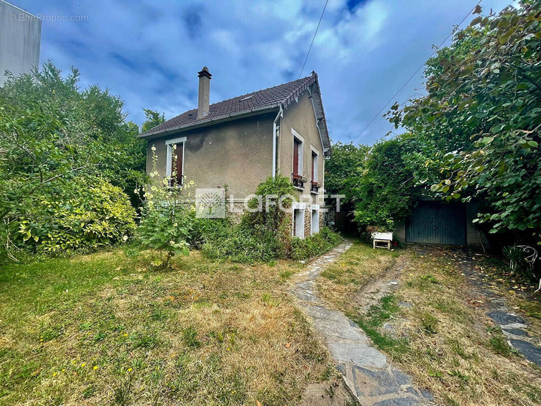 Maison à FONTENAY-SOUS-BOIS