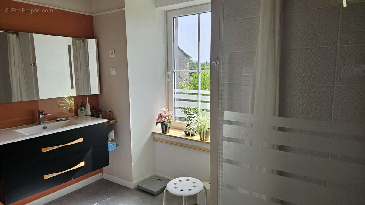 Maison Peyre En Aubrac 5 pièce(s) 130 m2 - photo 9