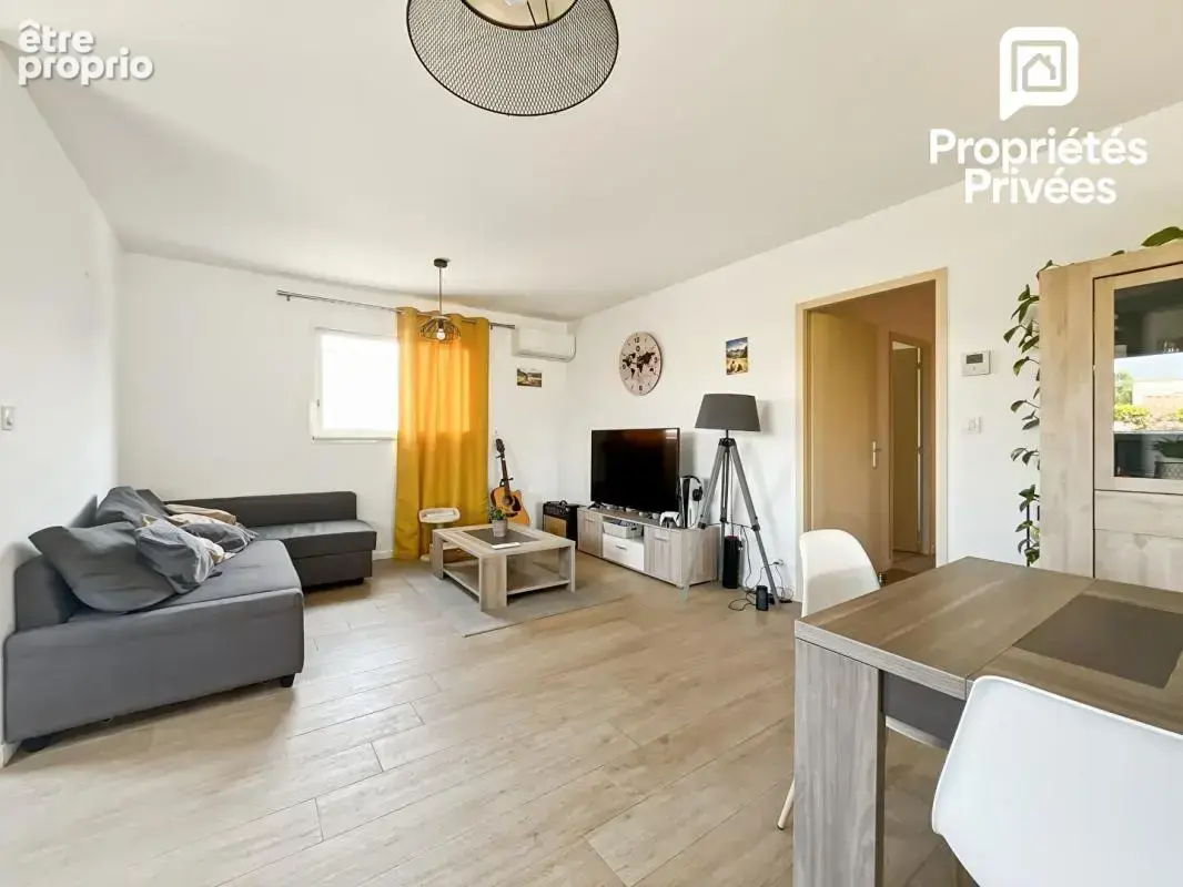 Maison récente de plain-pied avec piscine et garage à Val de Virvée - 289 000 - photo 6