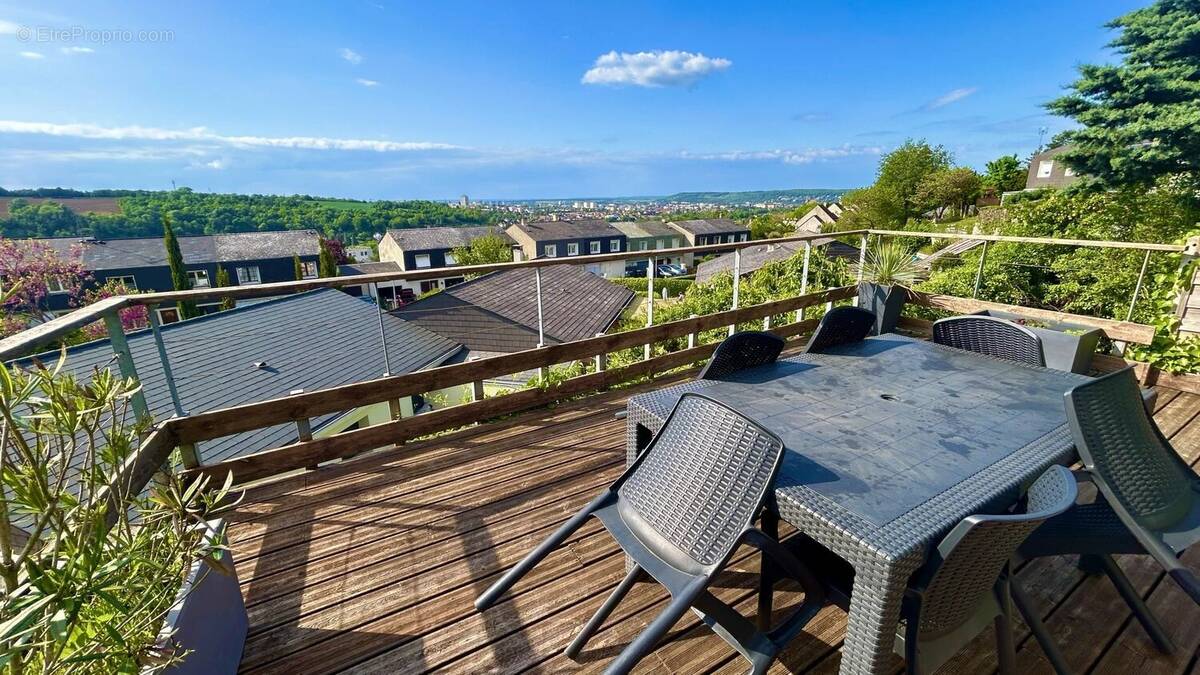 Maison à MANTES-LA-JOLIE