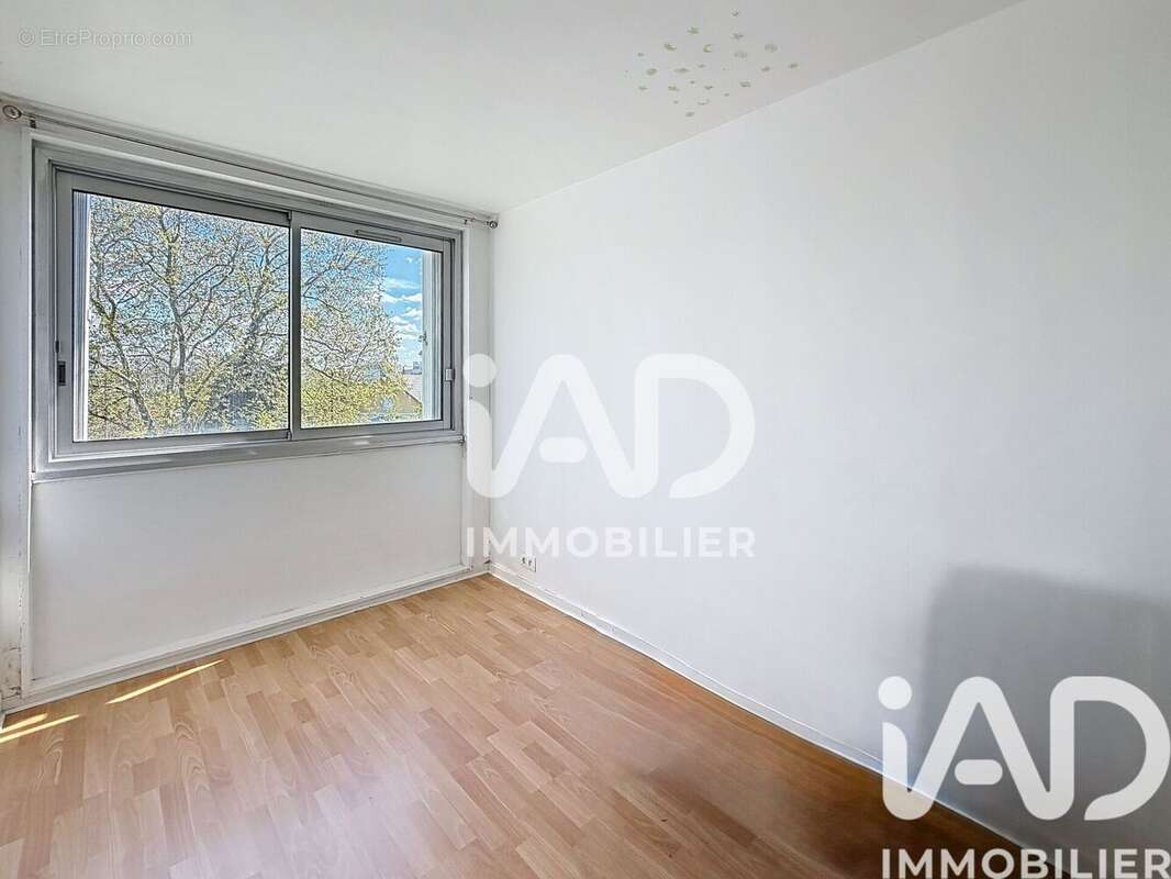 Photo 9 - Appartement à MARLY-LE-ROI
