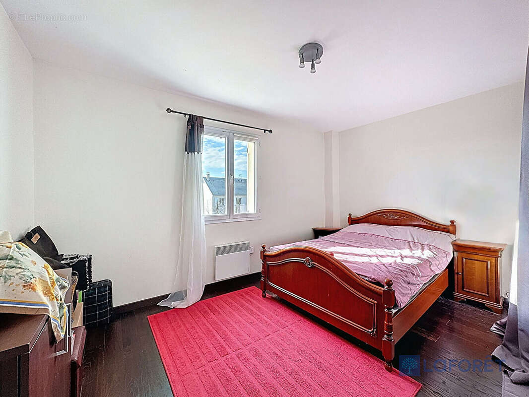 Maison à SAINT-GERMAIN-LES-ARPAJON