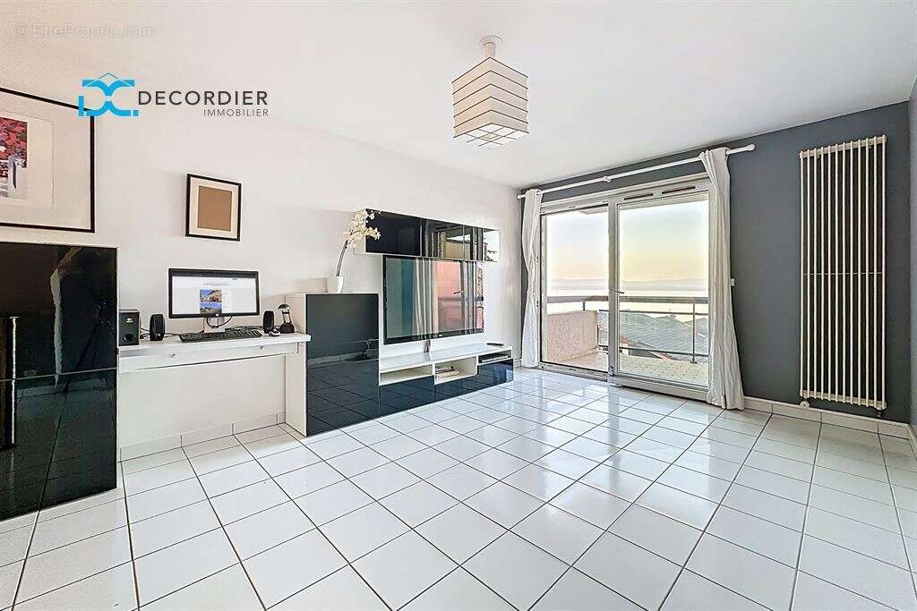 Appartement à EVIAN-LES-BAINS