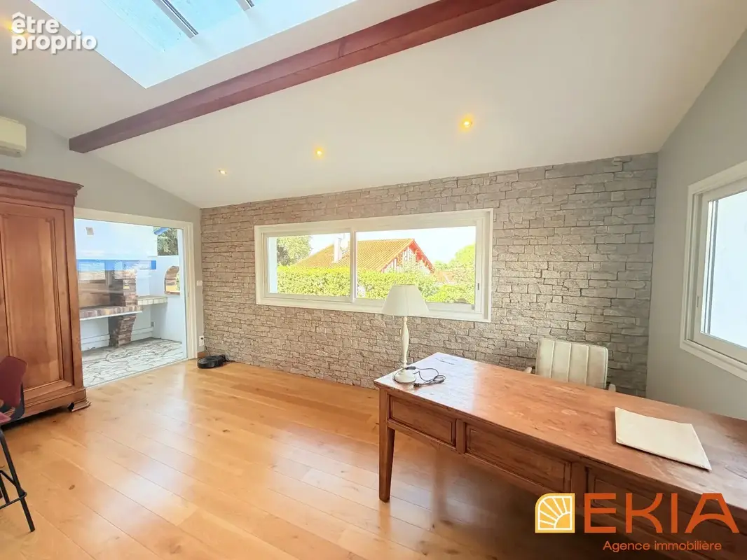 Maison 5 pièces 156 m² à vendre à Ondres (40440) - photo 9