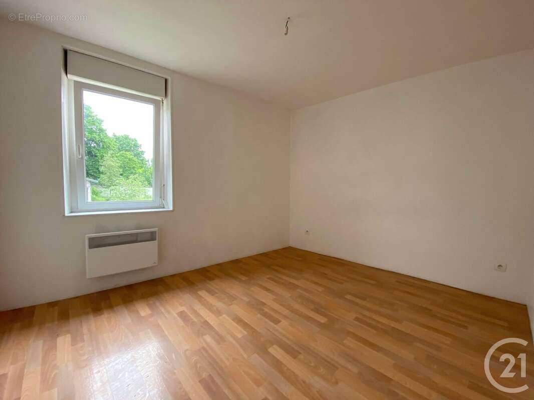 Maison à MONTGE-EN-GOELE