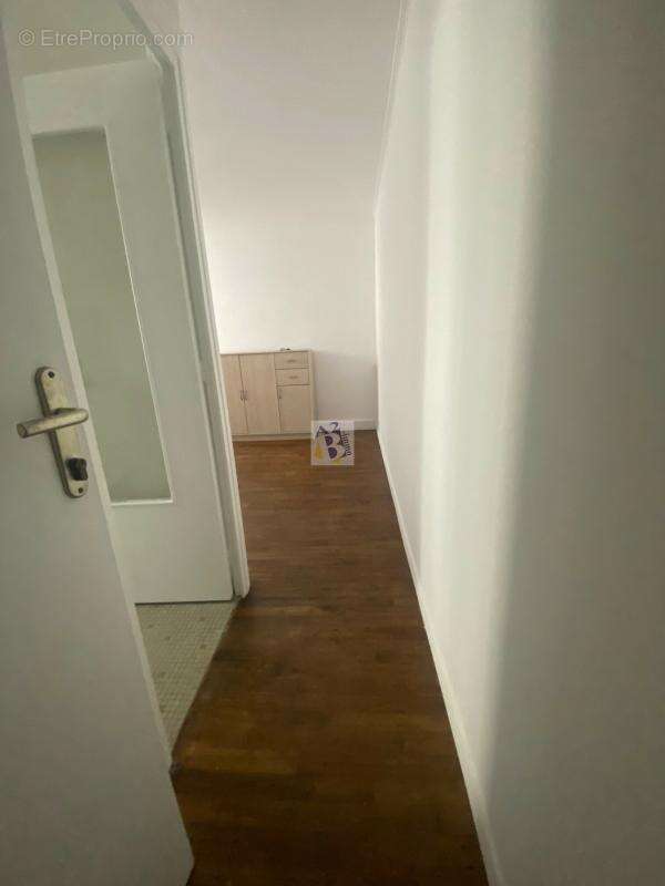 Appartement rénové - photo 9