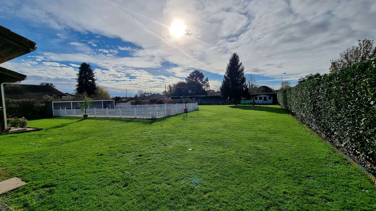 Maison à LIT-ET-MIXE