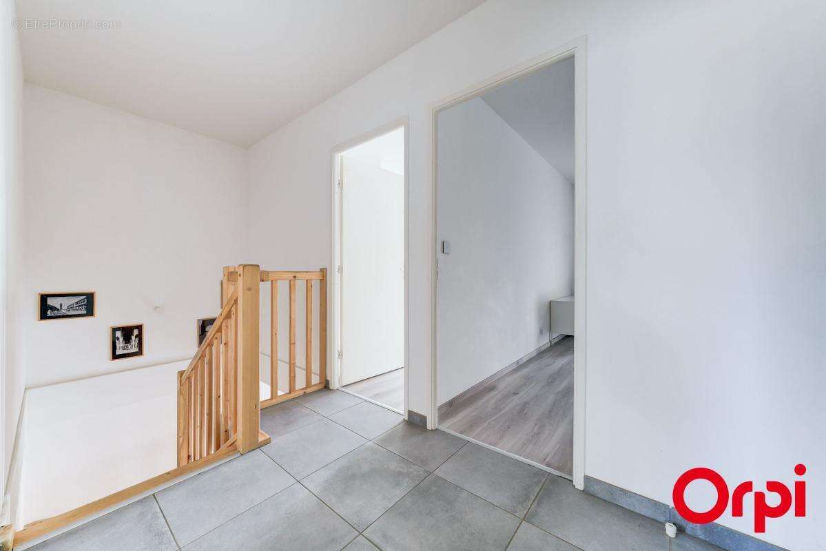 Maison à VENISSIEUX