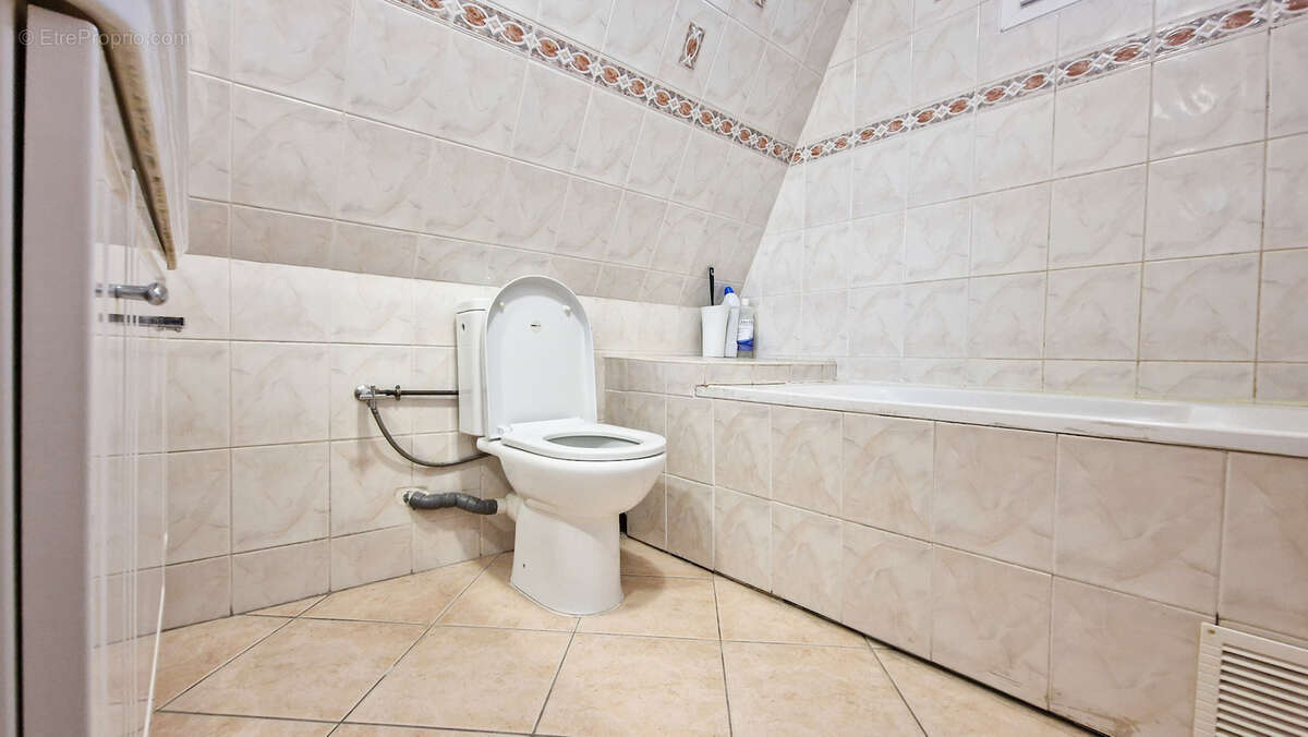 Maison à SARTROUVILLE