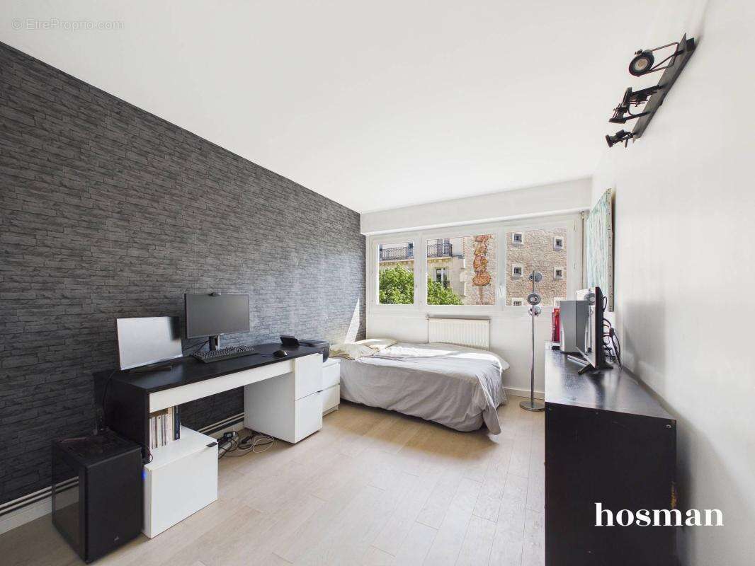 Appartement à PARIS-20E