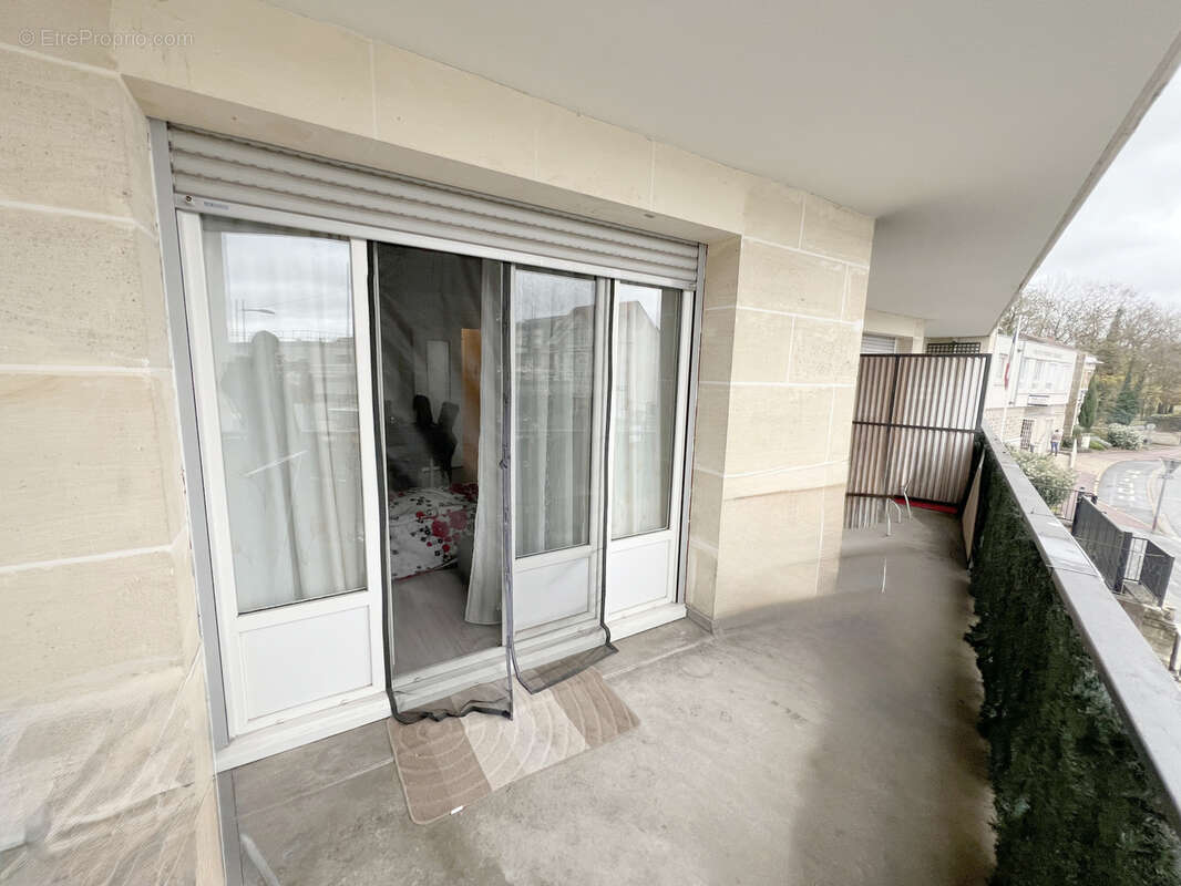 Appartement à PONTAULT-COMBAULT