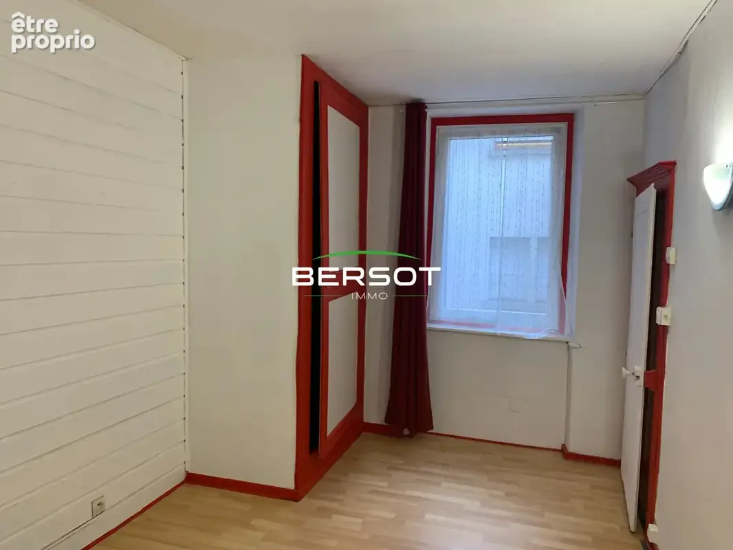 Appartement T2 de 50 m² au calme sur cour en plein centre-ville de Pontarlier avec cave - photo 7