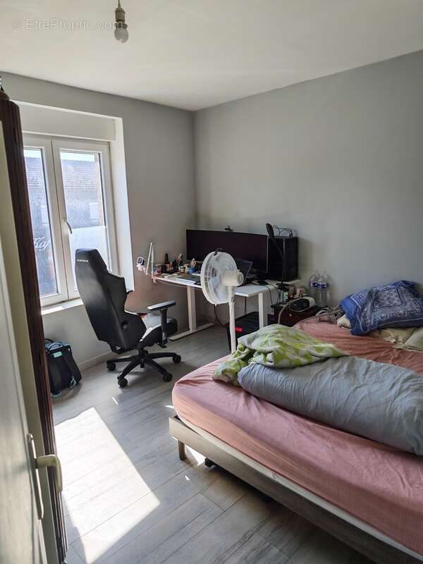 Pour famille ou investisseur Maison 1930 à vendre à WATTIGNIES (59) 6pièces,105m2,4 chambres, climatisatisée,petit jardinet - photo 14