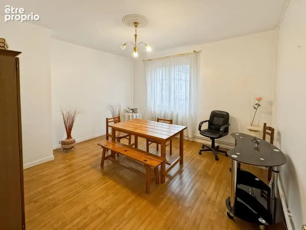 Appartement T4 lumineux 89 m² – Centre de Périgueux – Loggia – Ascenseur - photo 4