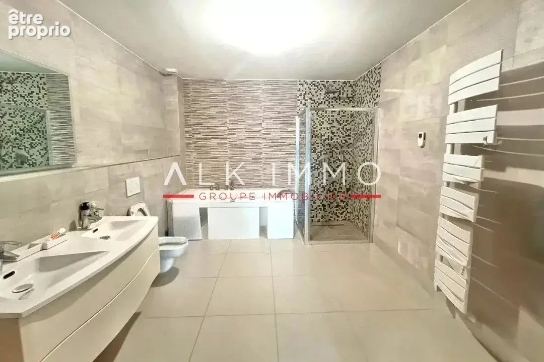Magnifique propriété 188m2 habitables sur 498m2 de terrain - photo 7