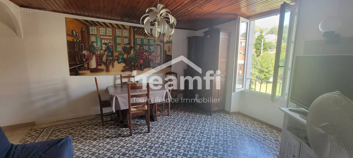 Appartement à BESSEGES