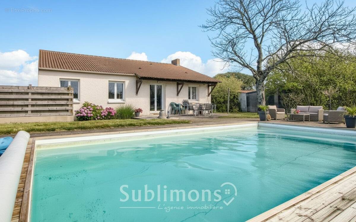 Maison à LA REMAUDIERE