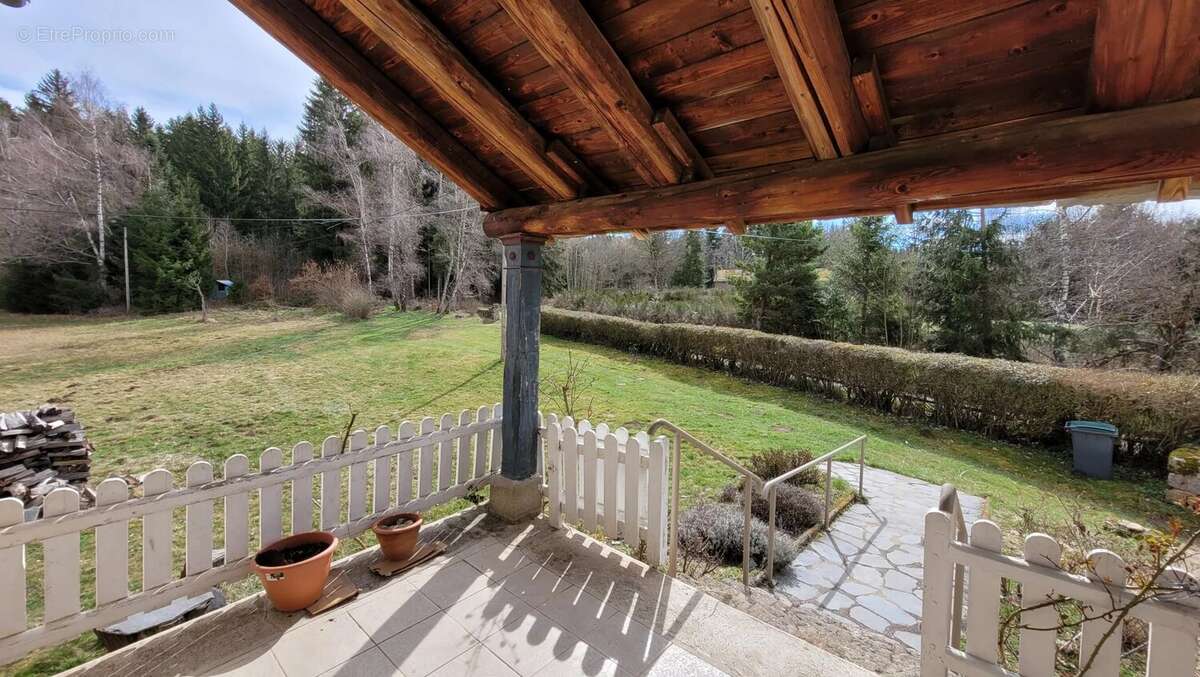 Maison à CHENEREILLES