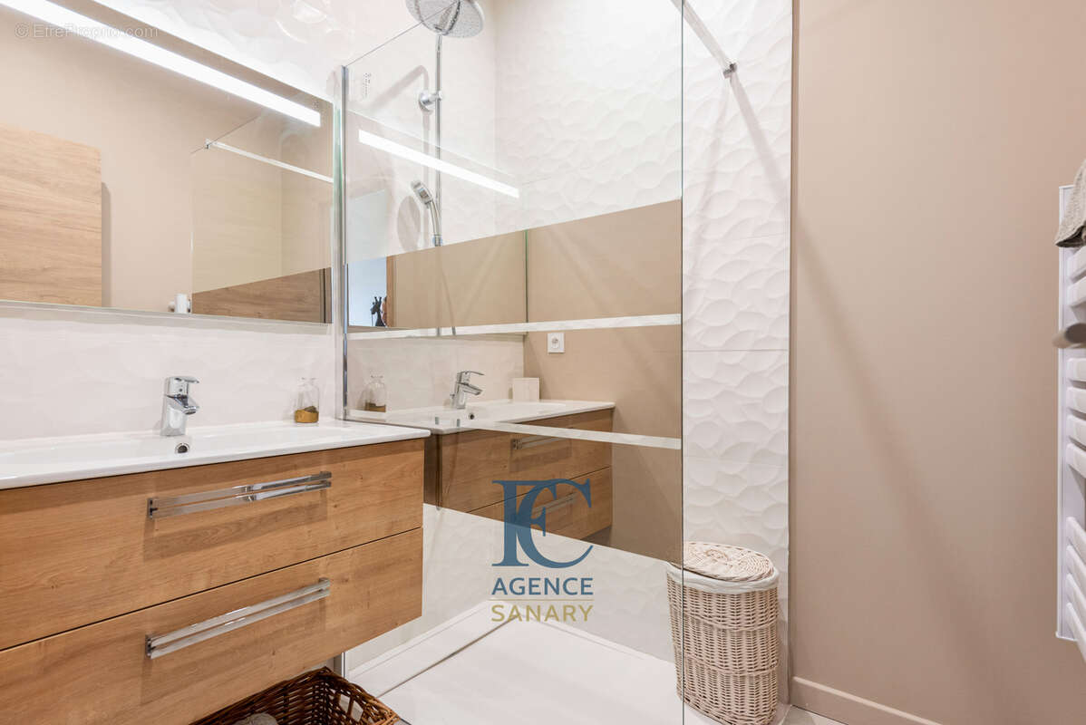 Appartement à SANARY-SUR-MER