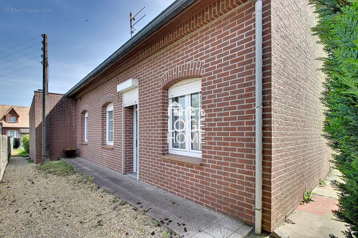 Maison 100 m² à Wavrin  - photo 2