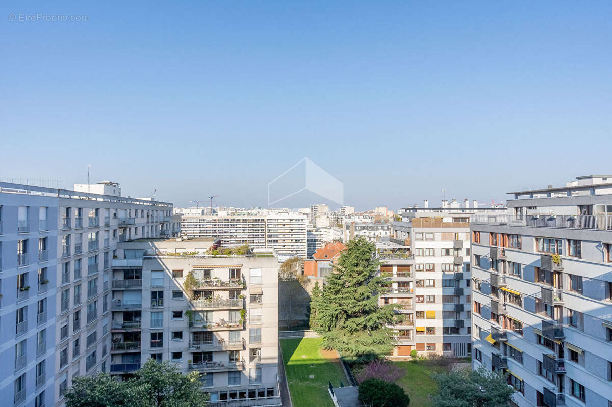 Appartement à PARIS-12E