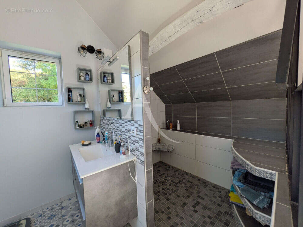 Maison à CHOUZY-SUR-CISSE