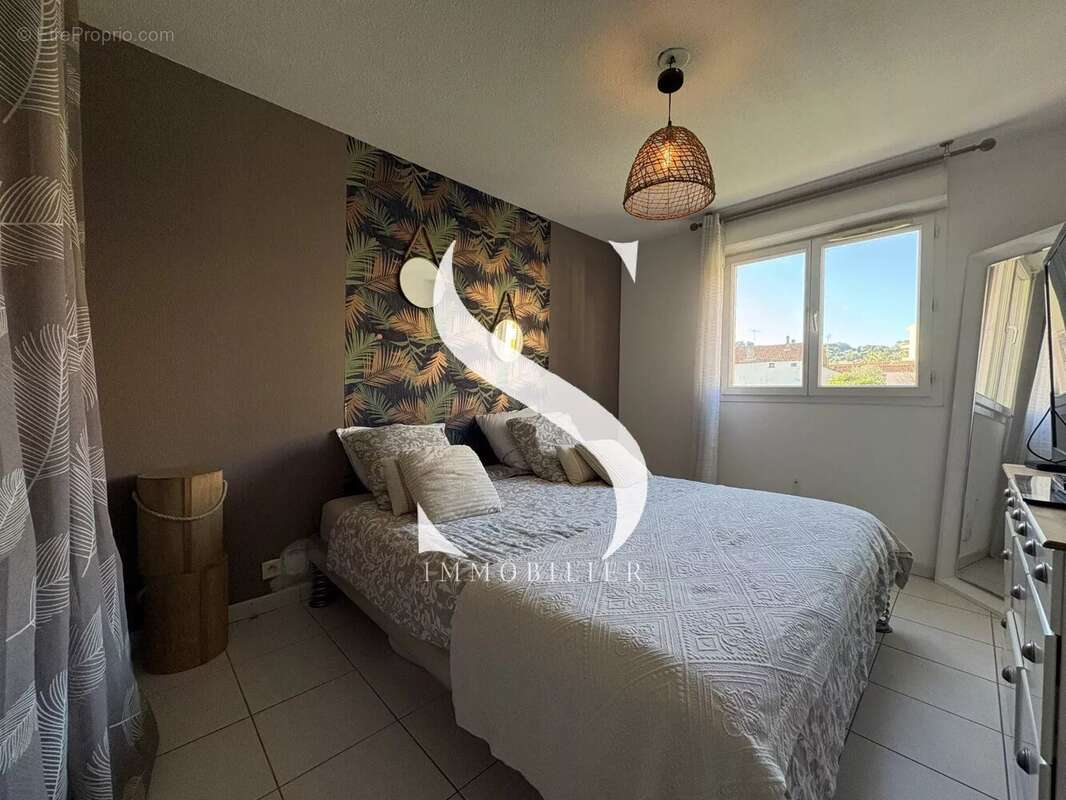 Appartement à VALLAURIS