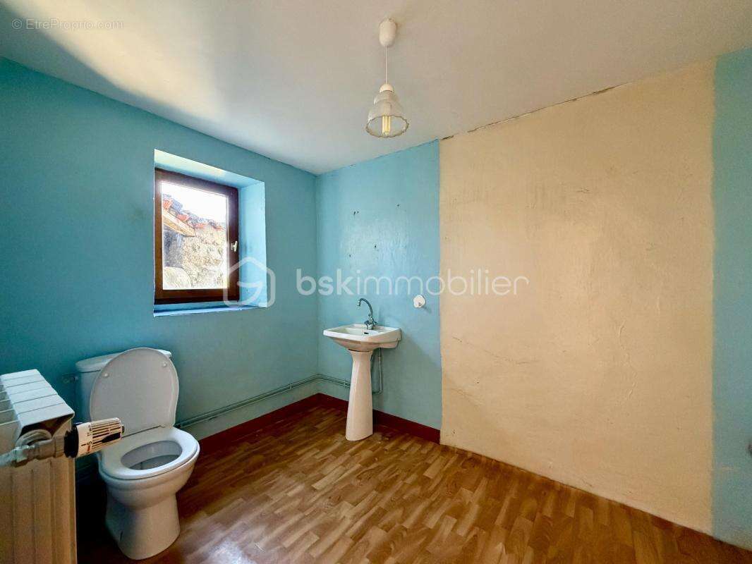 Ensemble immobilier centre bourg - photo 10