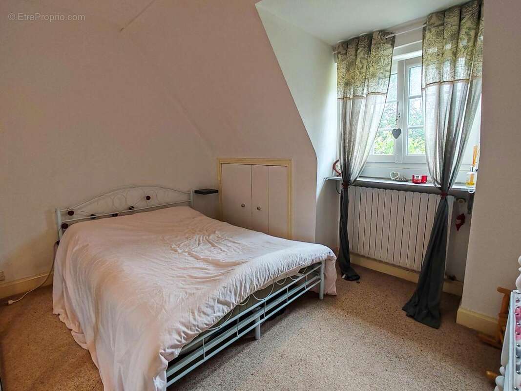 Maison 173 m² à Berrien  - photo 9