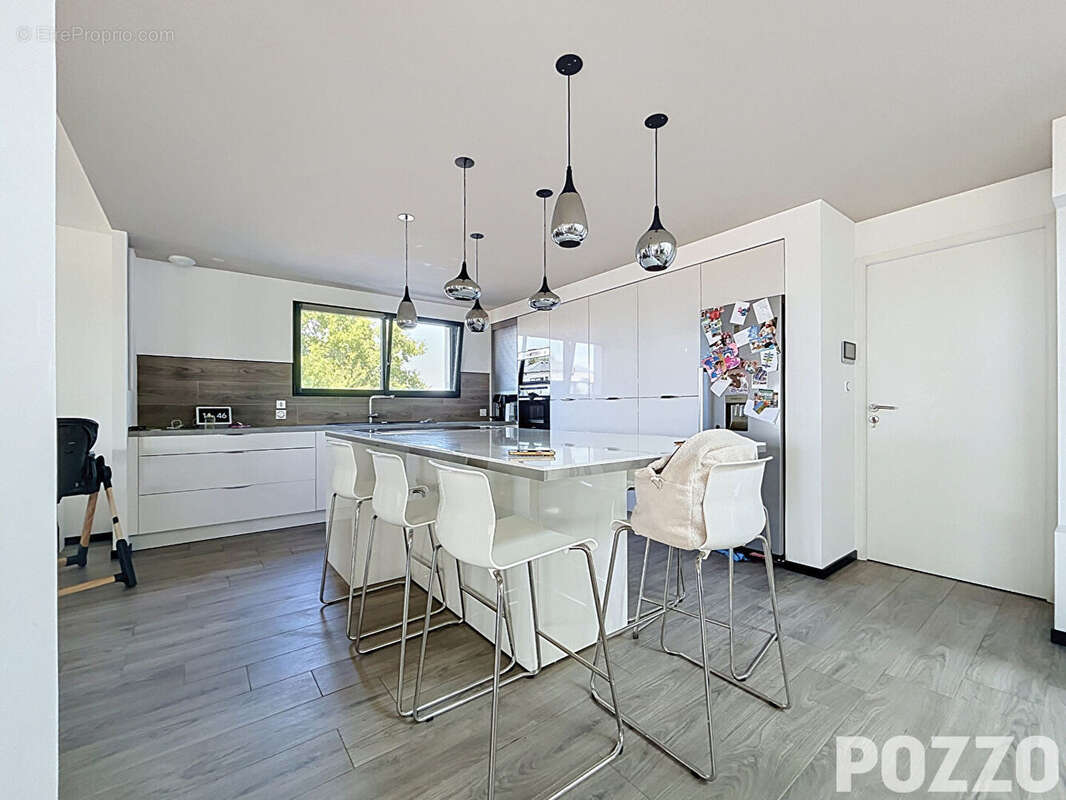 SAINT-PLANCHERS (50400), très belle maison contemporaine sans aucun vis à vis. - photo 3