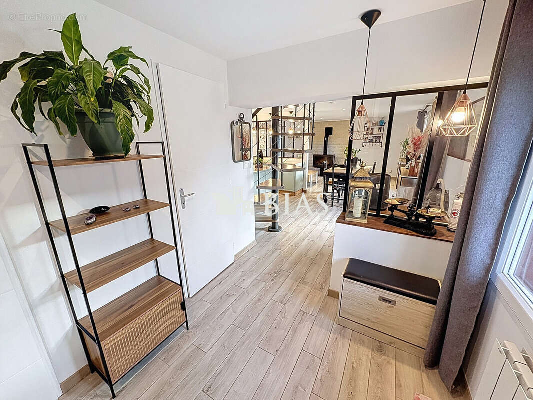 Maison à BOURG-ACHARD