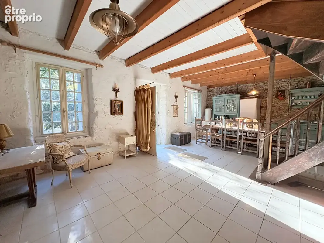 CÔTES-D'ARMOR: Bulat-Pestivien, proche Callac. Charmante maison en pierre de 2 chambres, avec garage et dépendances, sur 2,7 hec - photo 6