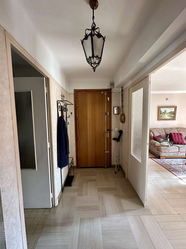 Appartement à MARSEILLE-3E