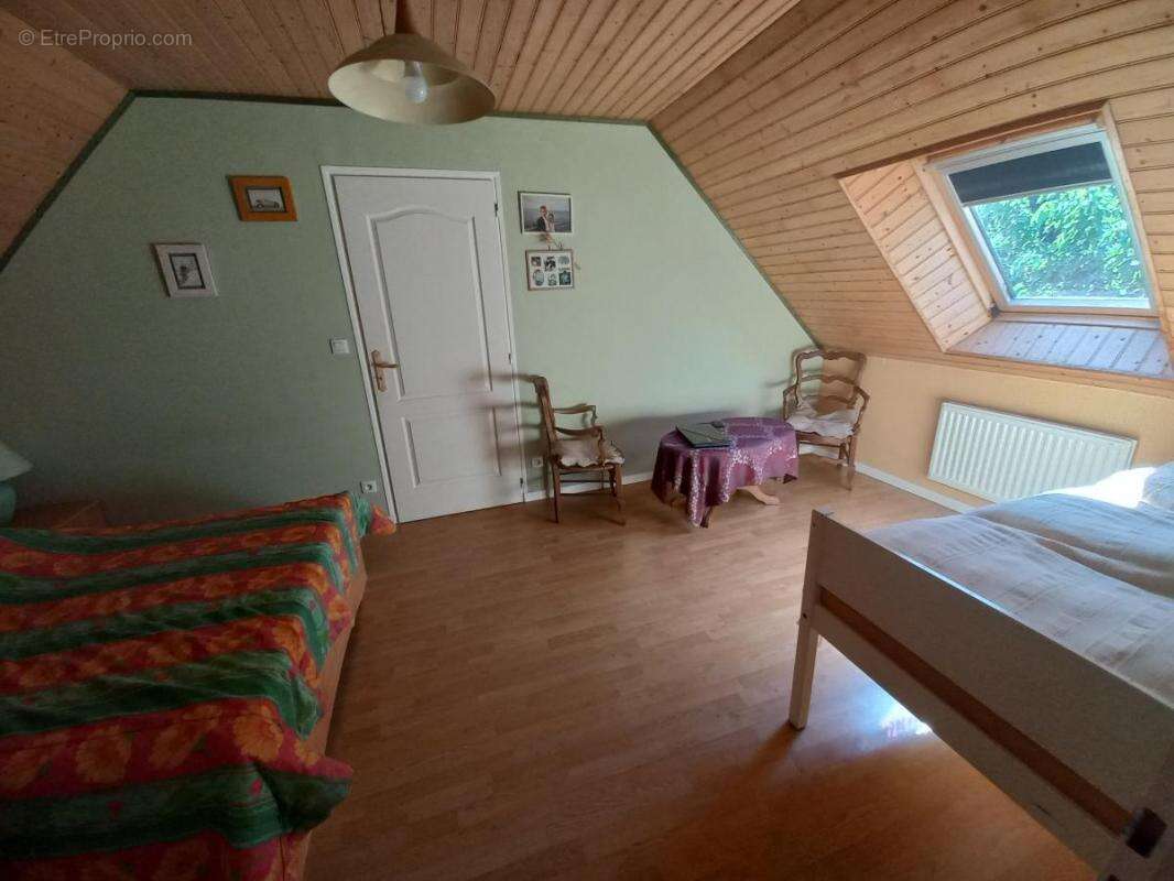 Maison 137 m² à Priziac  - photo 8