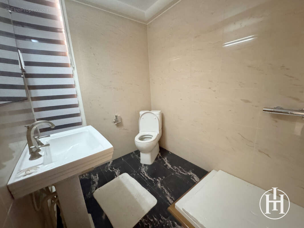 Appartement à CERILLY