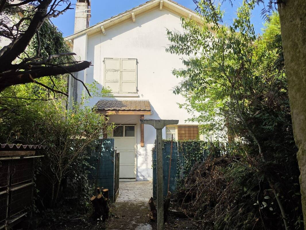 Maison à BELLOCQ