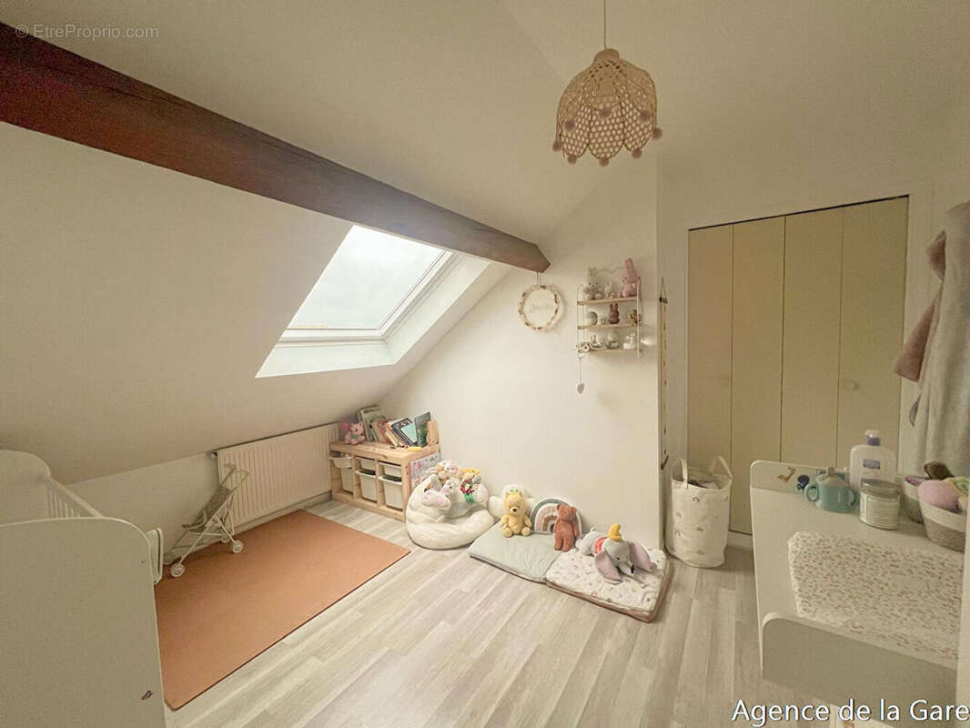 Appartement à HOUILLES