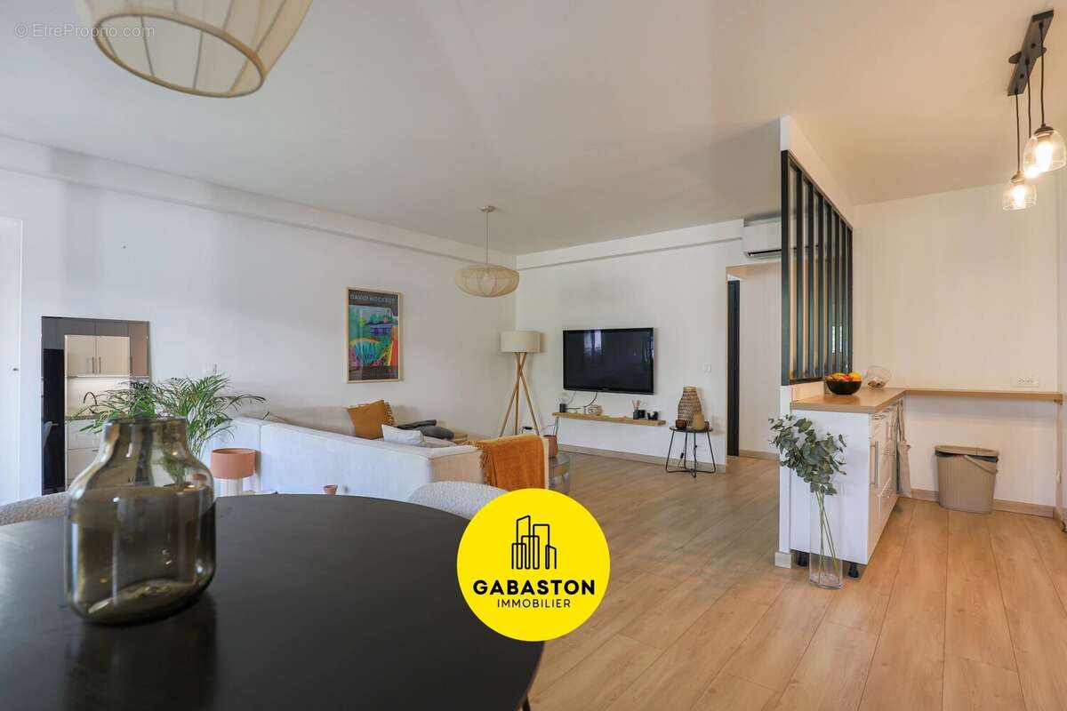 Appartement à MARSEILLE-12E