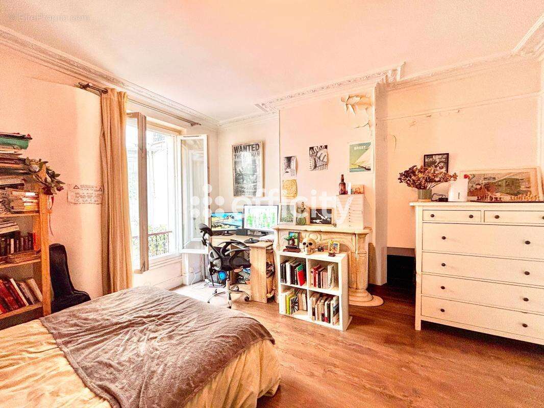 Appartement à PARIS-9E