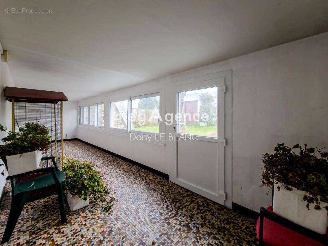 Maison à MAINVILLIERS