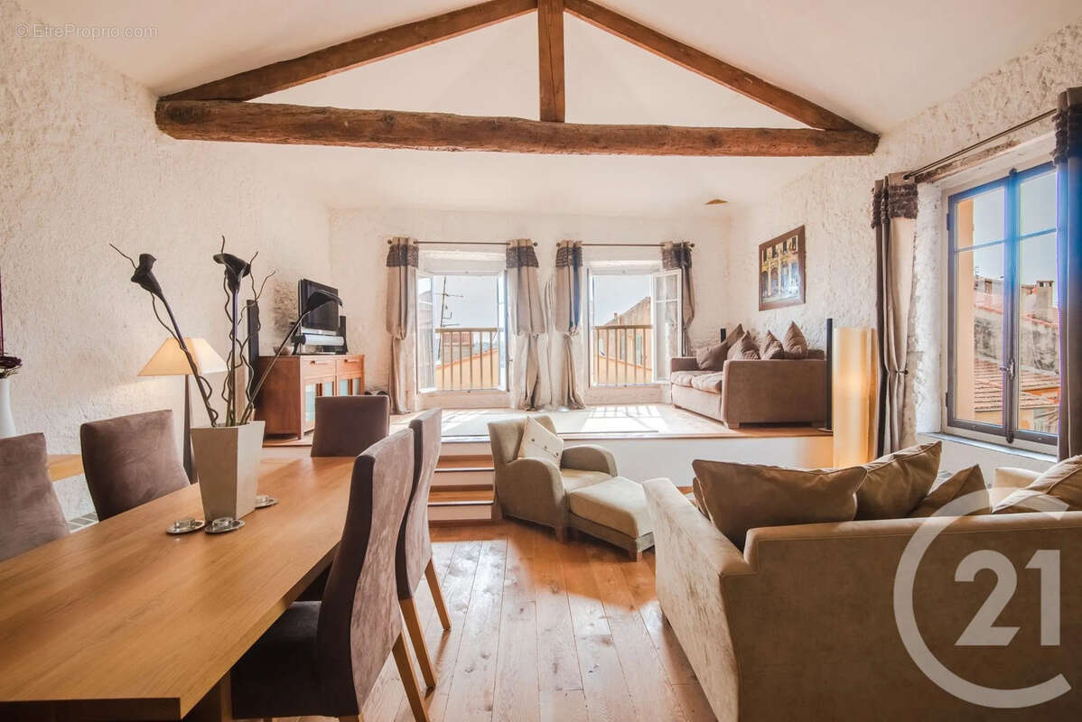 Appartement à VILLEFRANCHE-SUR-MER